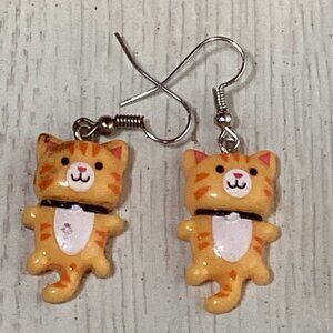 👽 DangleCute Little Kitty Cat Earrings 🐥 2 For$ 20